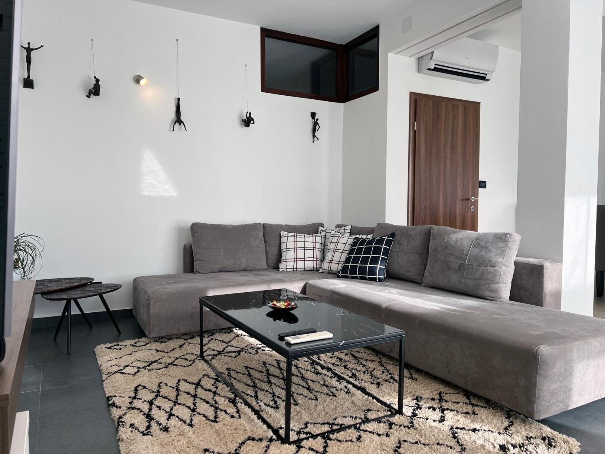 Apartment Spanjol Banjol Luaran gambar