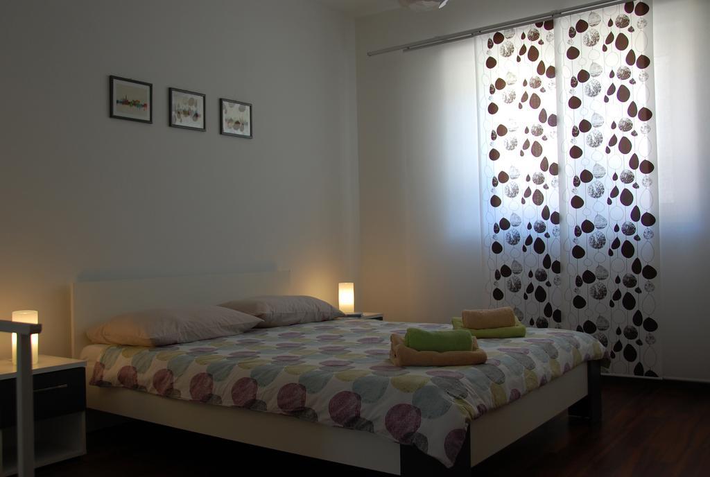 Apartment Spanjol Banjol Luaran gambar