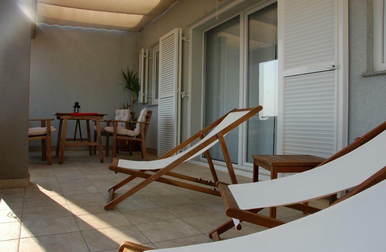 Apartment Spanjol Banjol Luaran gambar
