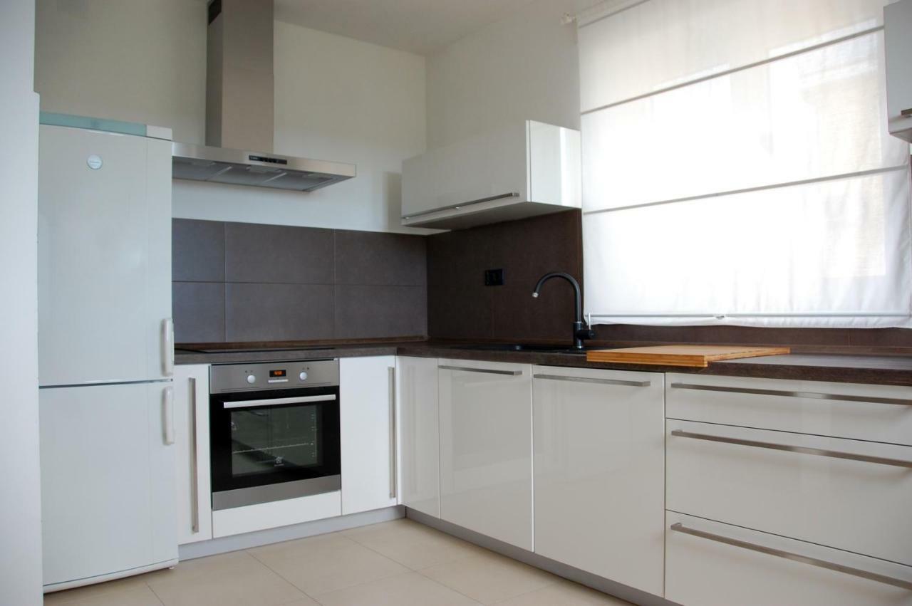 Apartment Spanjol Banjol Luaran gambar